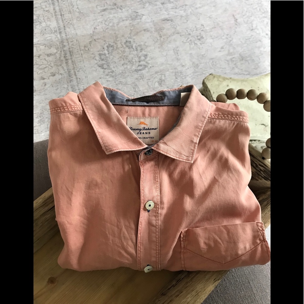 Tommy Bahama XL /TG long sleeve button down shirt